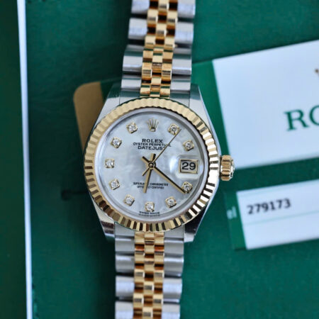 Đồng Hồ Rolex Datejust 279173 Mặt Vỏ Trai Trắng Size 28mm