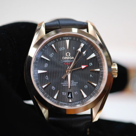 Đồng hồ Omega 231.53.43.22.06.002 GMT Seamaster Aqua Terra Size 43mm